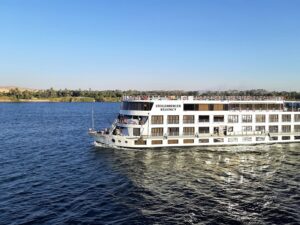 5 Days Luxury Nile Cruise Trip from Luxor to Aswan